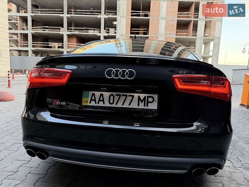 Седан Audi S6 2013 в Києві