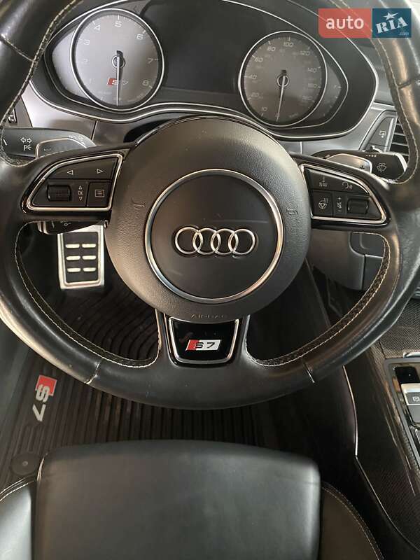 Лифтбек Audi S7 Sportback 2015 в Стрые