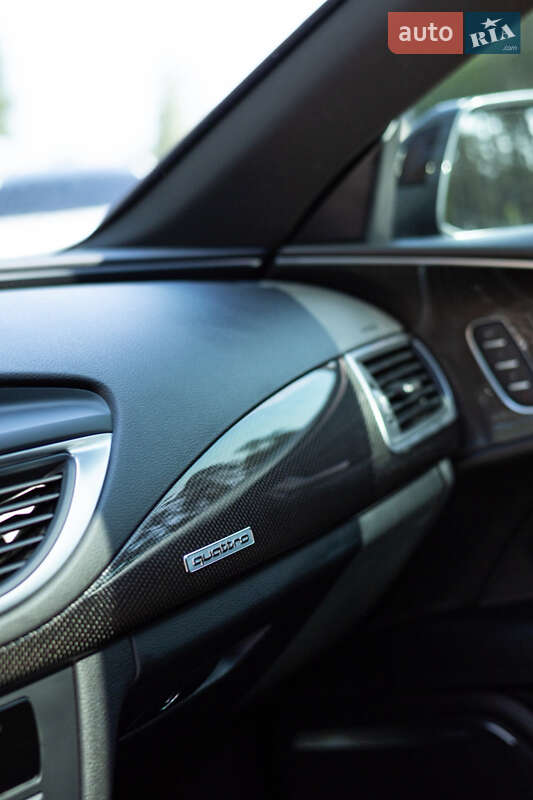 Лифтбек Audi S7 Sportback 2015 в Киеве