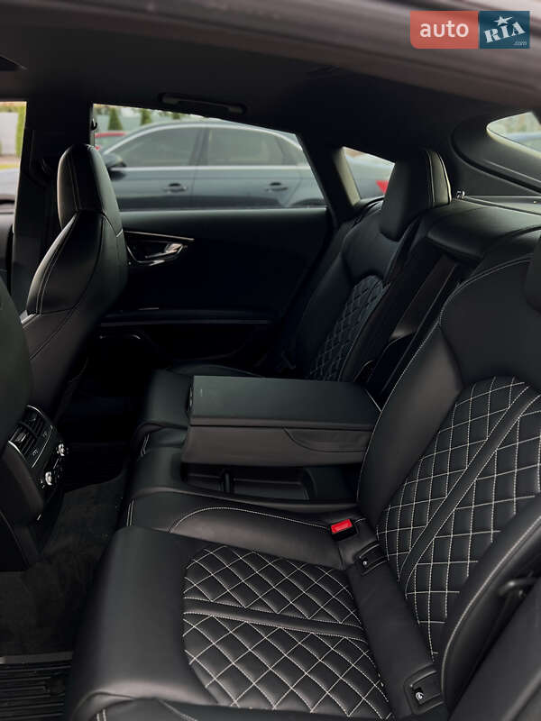 Лифтбек Audi S7 Sportback 2018 в Львове