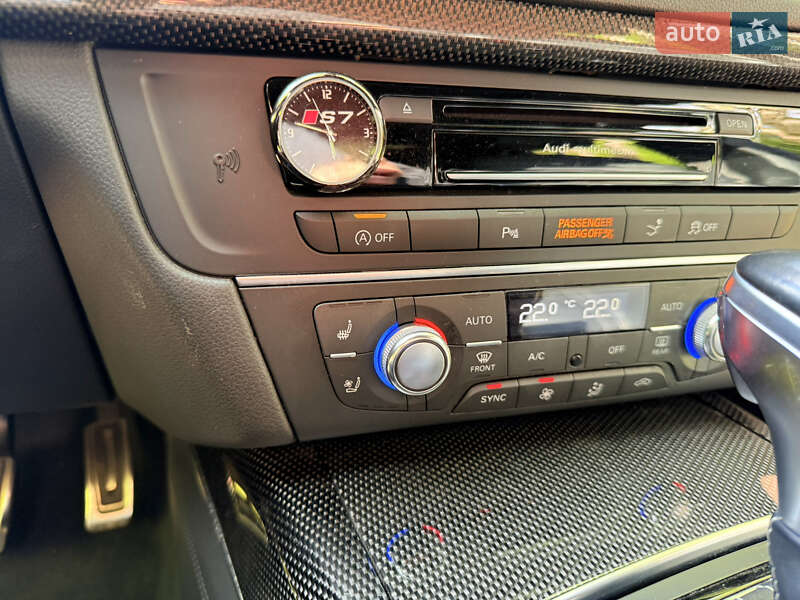 Лифтбек Audi S7 Sportback 2016 в Чернигове