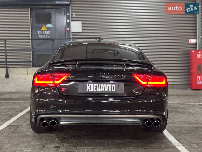 Лифтбек Audi S7 Sportback 2013 в Киеве