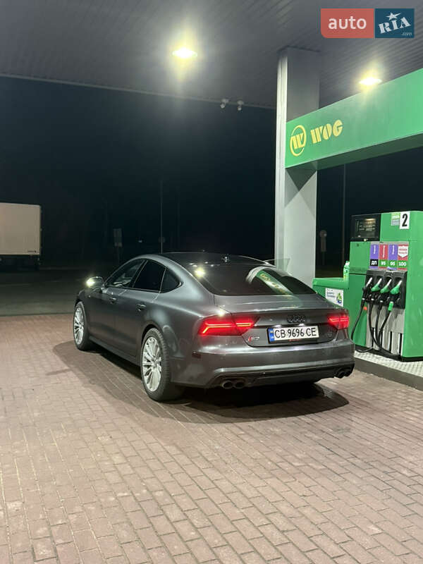 Лифтбек Audi S7 Sportback 2015 в Киеве