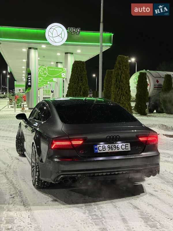 Лифтбек Audi S7 Sportback 2015 в Киеве