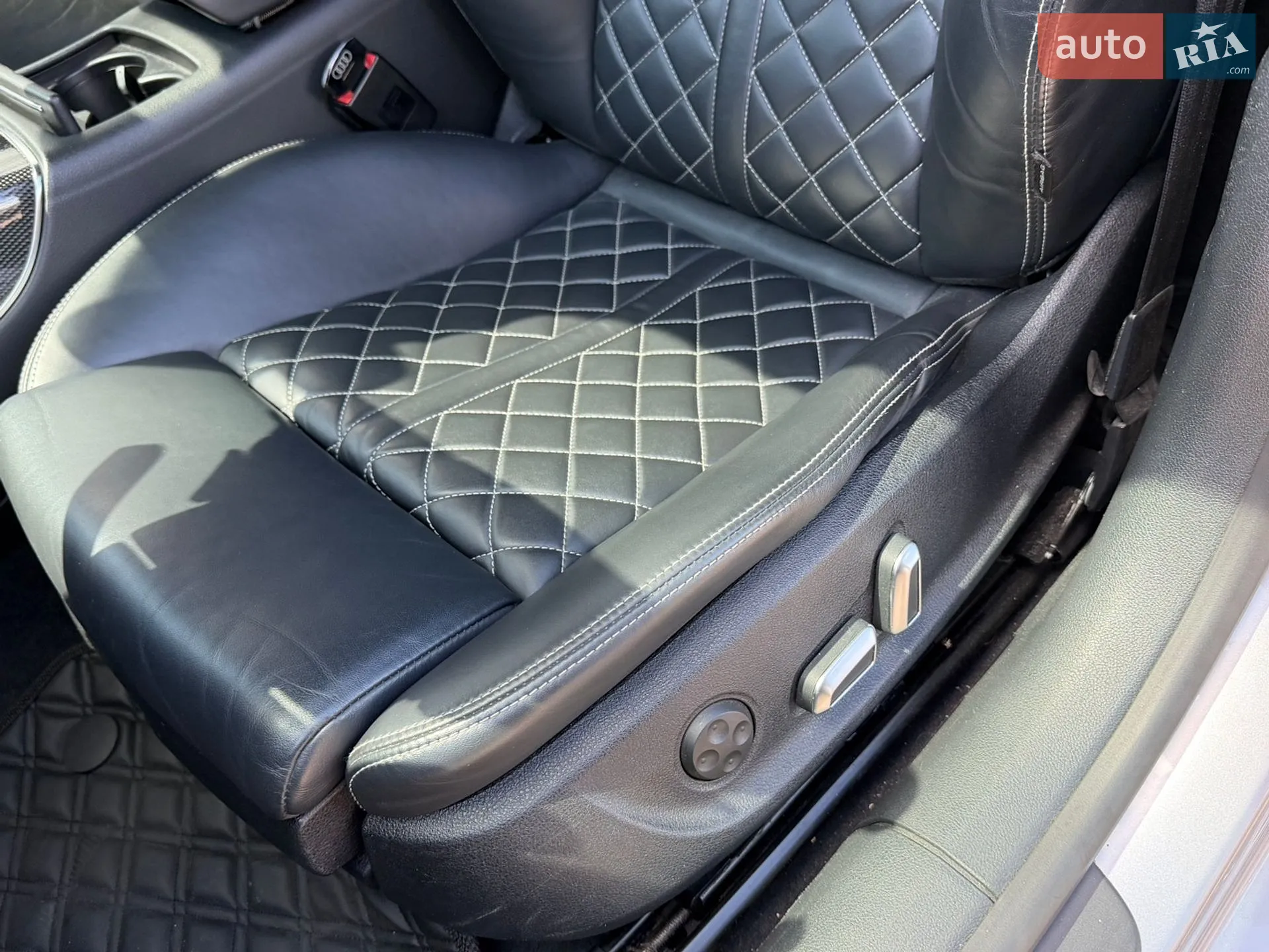 2015 Audi S7 - мініатюра 22