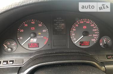 Седан Audi S8 2000 в Киеве