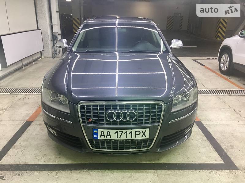 Audi S8 2008 в Киеве фото 44 Audi S8 2008 в Киеве