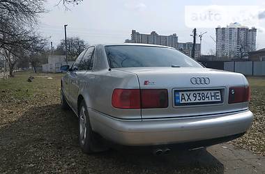 Седан Audi S8 2001 в Харкові
