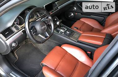 Седан Audi S8 2006 в Одессе