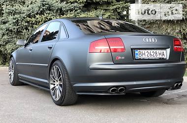 Седан Audi S8 2006 в Одессе