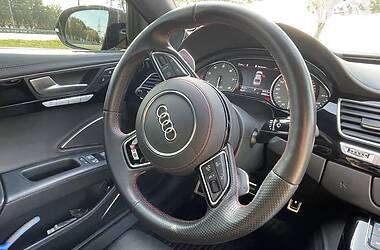 Седан Audi S8 2017 в Дніпрі