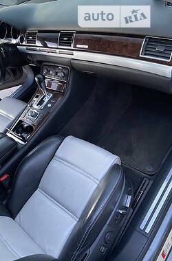 Седан Audi S8 2008 в Тернополе