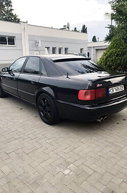Седан Audi S8 2000 в Одессе