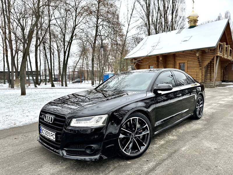 Седан Audi S8 2016 в Киеве фото 7 Седан Audi S8 2016 в Киеве