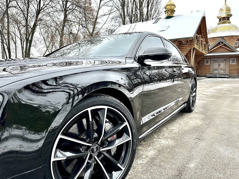 Седан Audi S8 2016 в Киеве фото 9 Седан Audi S8 2016 в Киеве