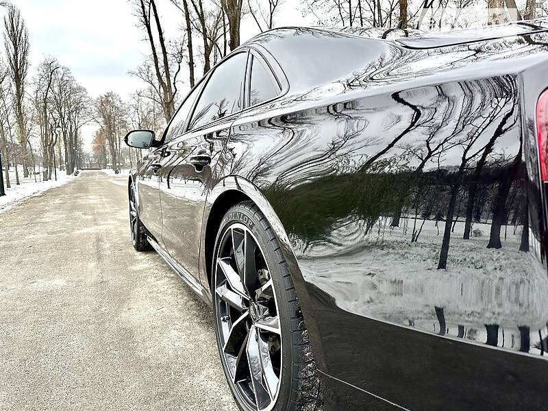 Седан Audi S8 2016 в Киеве фото 35 Седан Audi S8 2016 в Киеве