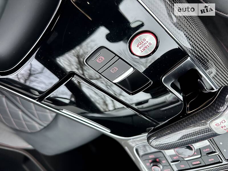Седан Audi S8 2016 в Киеве фото 52 Седан Audi S8 2016 в Киеве