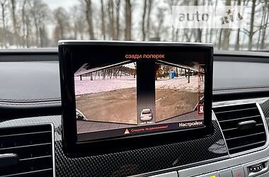 Седан Audi S8 2016 в 