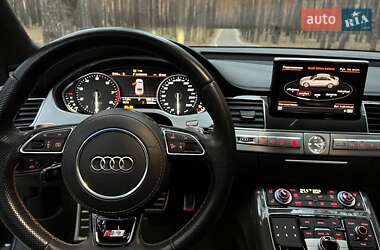 Седан Audi S8 2017 в Полтаве