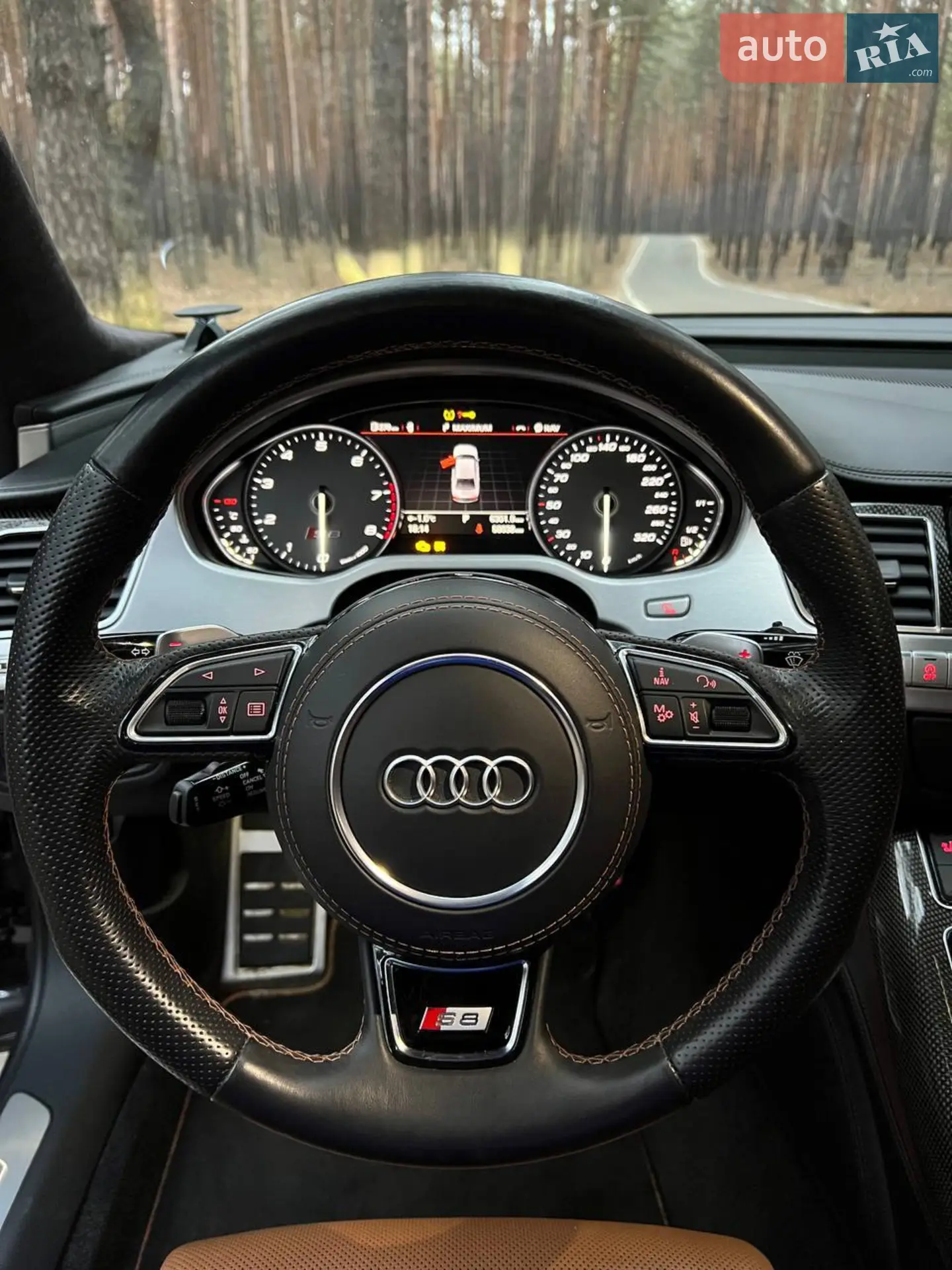 2017 Audi S8 - мініатюра 15