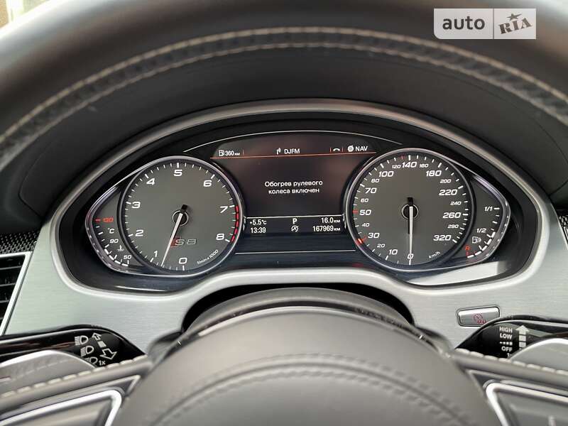 Седан Audi S8 2013 в Києві