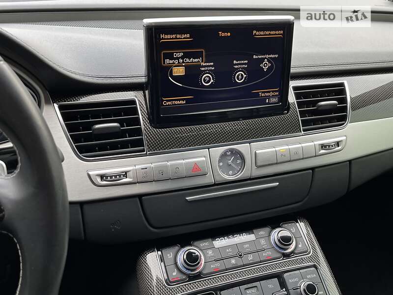 Седан Audi S8 2013 в Києві