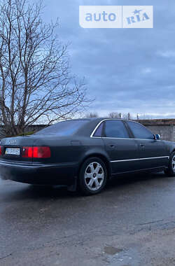 Седан Audi S8 1997 в Кагарлыке