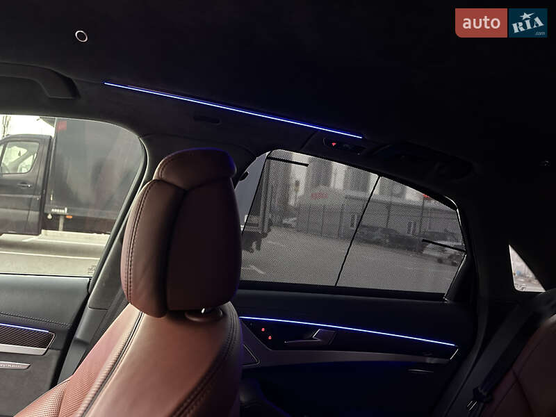 Седан Audi S8 2014 в Киеве
