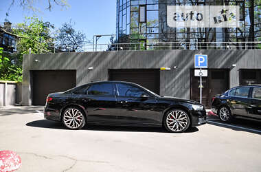 Седан Audi S8 2021 в Киеве