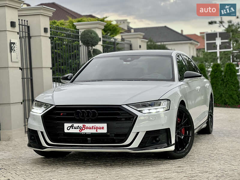 Седан Audi S8 2020 в Одесі