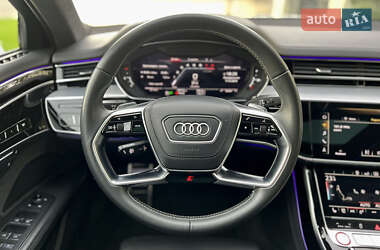 Седан Audi S8 2020 в 