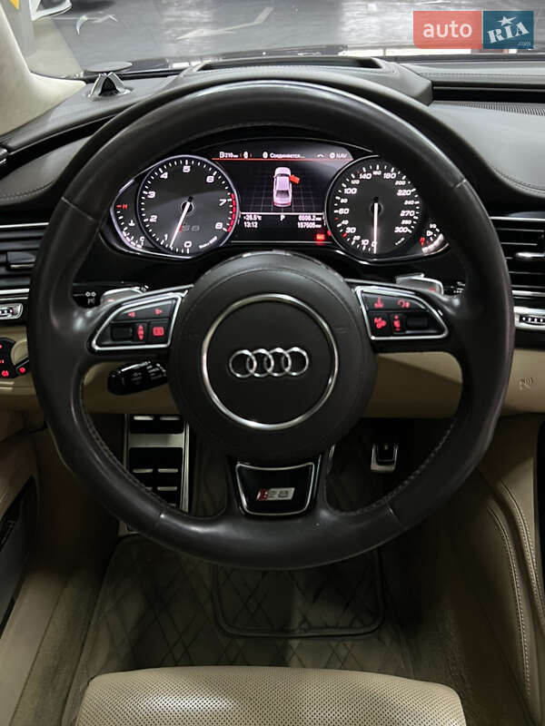 Седан Audi S8 2016 в Одессе