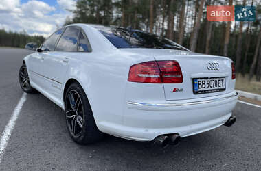 Седан Audi S8 2008 в 