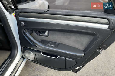 Седан Audi S8 2008 в 