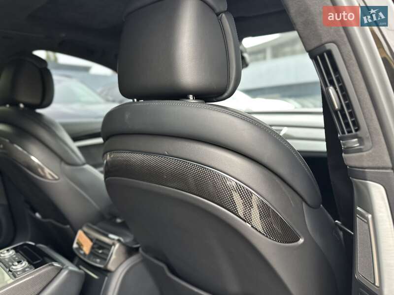 Седан Audi S8 2015 в Києві