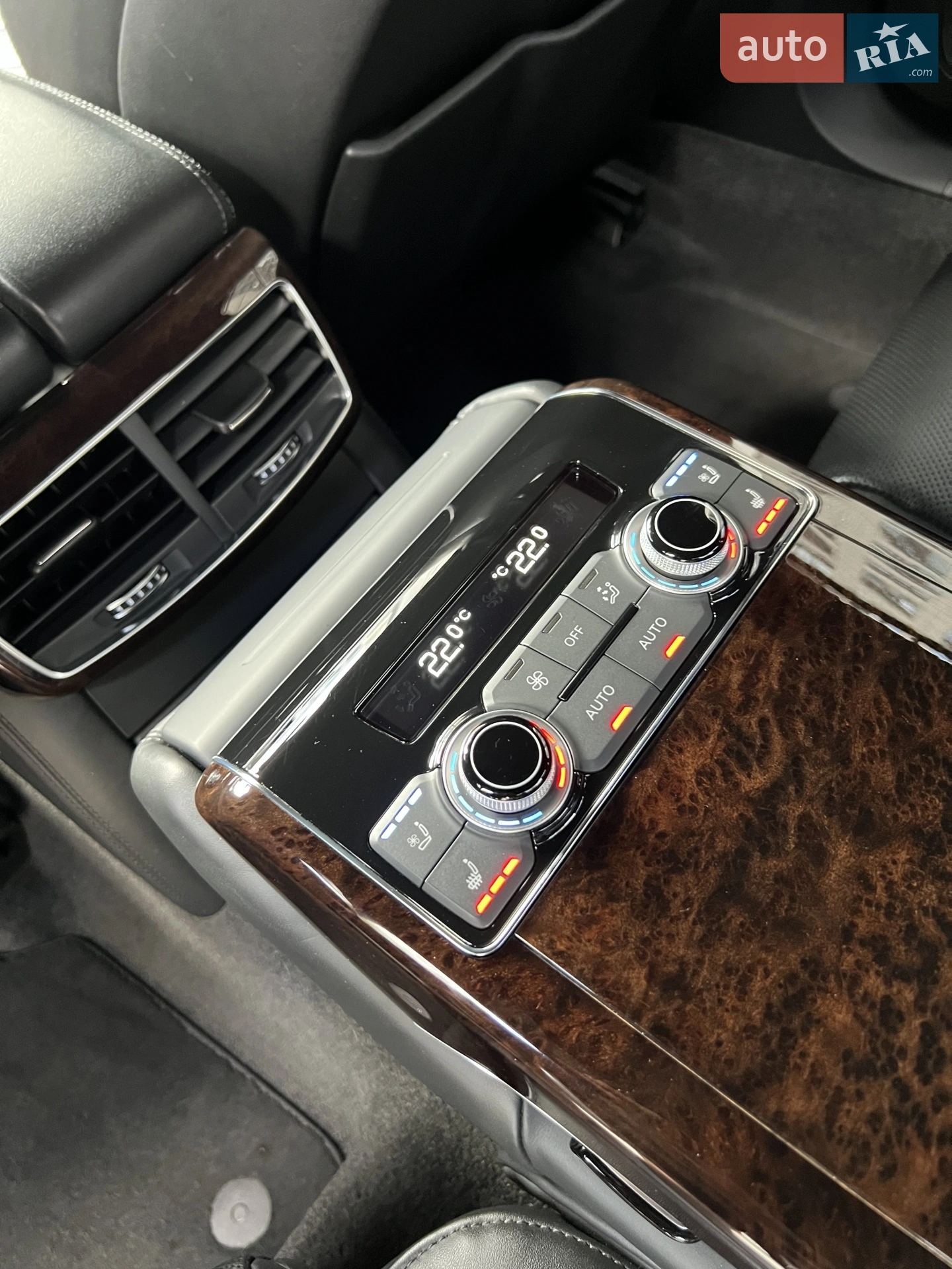 2012 Audi S8 - мініатюра 60