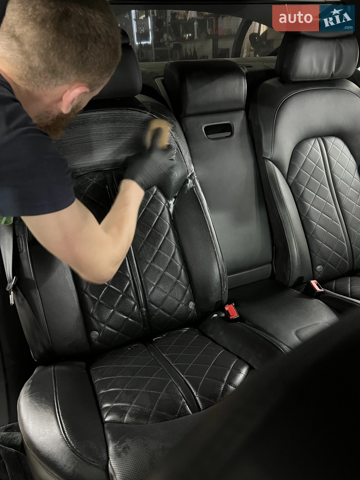 2012 Audi S8 - мініатюра 76