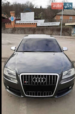 Седан Audi S8 2007 в 