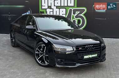 Седан Audi S8 2015 в Києві