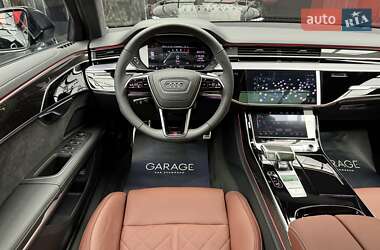 Седан Audi S8 2024 в Києві