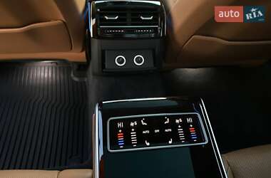 Седан Audi S8 2019 в 