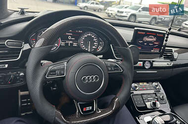 Седан Audi S8 2017 в 