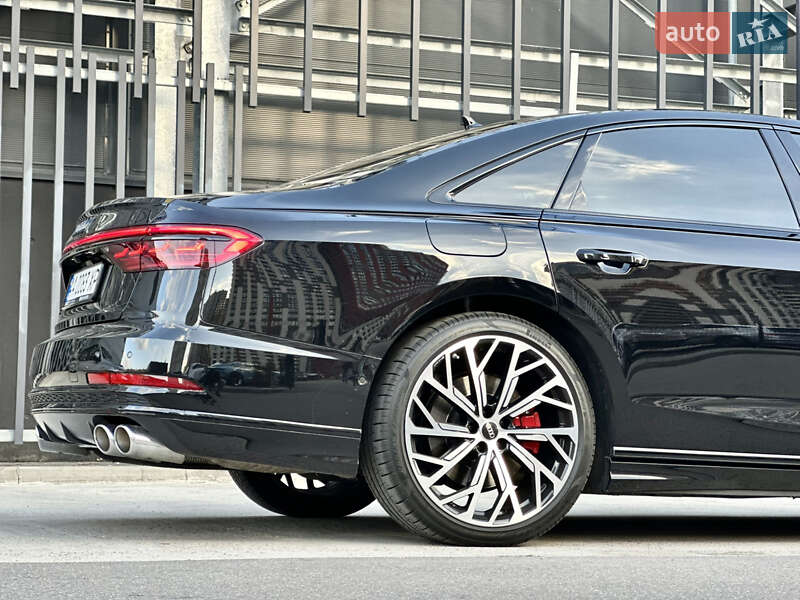 Седан Audi S8 2021 в Києві