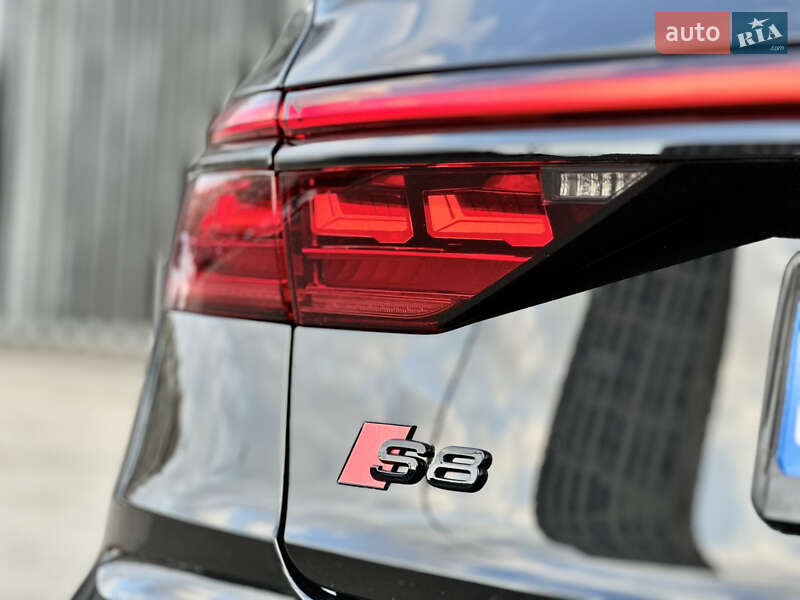 Седан Audi S8 2021 в Києві