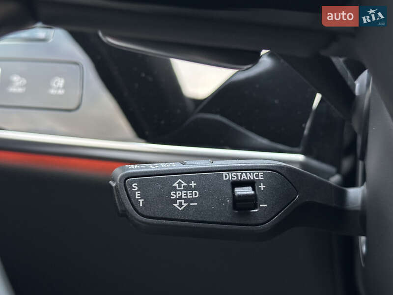 Седан Audi S8 2021 в Києві