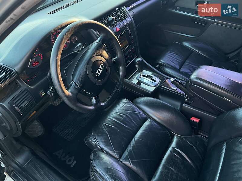 Седан Audi S8 2000 в Тернополе