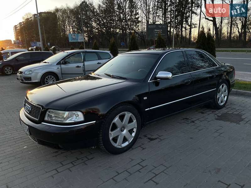 Седан Audi S8 2000 в Тернополе