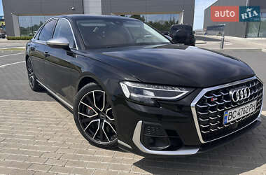 Седан Audi S8 2022 в 