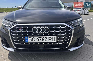 Седан Audi S8 2022 в 