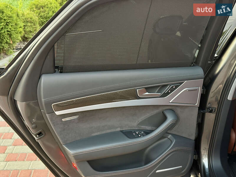 Седан Audi S8 2016 в Одессе